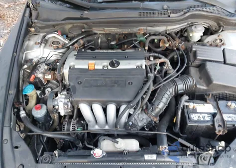 2003 Honda Accord 2.4 Ex из США, поврежденный, VIN 1HGCM56673A101305